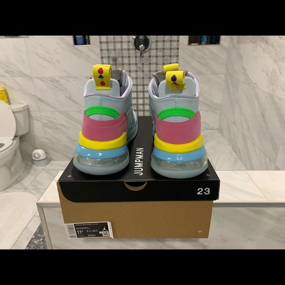 Jumpman - Picture 8 of 8